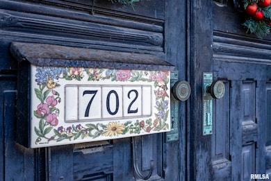 702 20th St, Rock Island, IL 61201 - photo 4