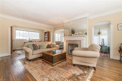 2649 Edgehill Rd, Cleveland, OH 44106 - photo 5