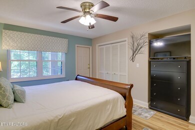 Master Bed 2