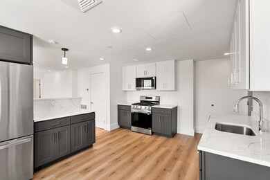 440 Mass Ave unit 1, Cambridge, MA 02139 - photo 3