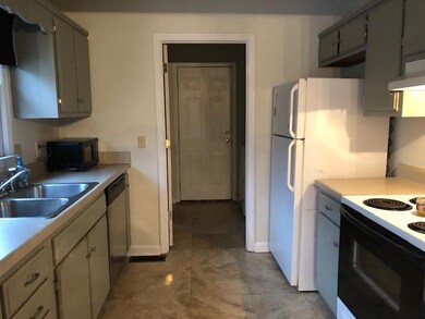 306 Southview Dr, Shelbyville, TN 37160 - photo 7