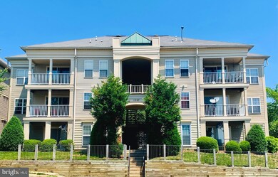 1067 Gardenview Loop unit 101, Woodbridge, VA 22191 - photo 2