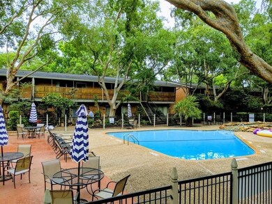 3922 W Alabama St unit 4, Houston, TX 77027 - photo 3