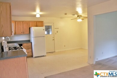 504 Joe Morse Dr, Copperas Cove, TX 76522 - photo 6