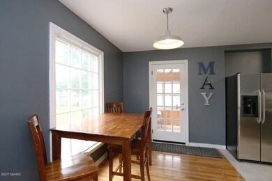 1154 Dorroll St NE, Grand Rapids, MI 49505 - photo 6