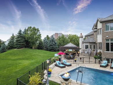 319 Claremont Ct, Naperville, IL 60540 - photo 5