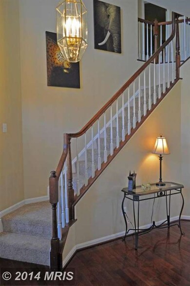 12545 Erroll Ln, Bristow, VA 20136 - photo 2