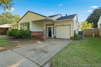 1438 E 53rd St, Tulsa, OK 74105 - photo 4