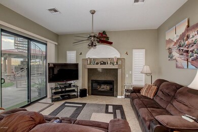 Family Rm Fireplace