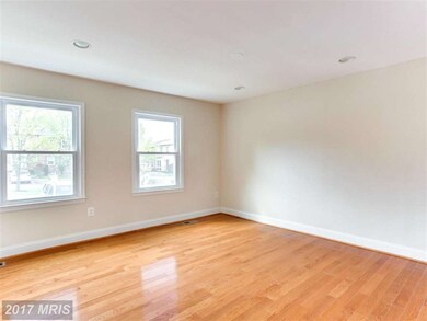 3023 Hickory Grove Ct, Fairfax, VA 22031 - photo 3