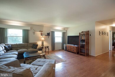 12630 Milburn Ln, Bowie, MD 20715 - photo 4