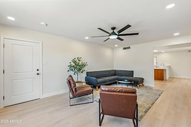 6-web-or-mls-Bishop-6