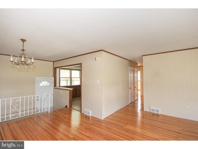3710 Ridgewood Ln, Brookhaven, PA 19015 - photo 3
