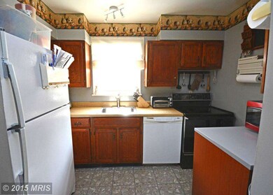 16008 Carroll Ave, Woodbridge, VA 22191 - photo 4