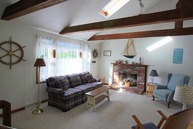 Living Rm 1