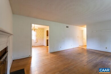 5326 Chestnut Ln, Earlysville, VA 22936 - photo 6