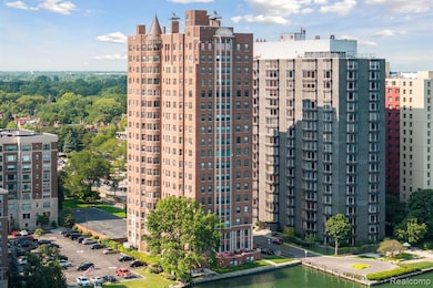 8162 E Jefferson Ave unit 7B, Detroit, MI 48214 - photo 2