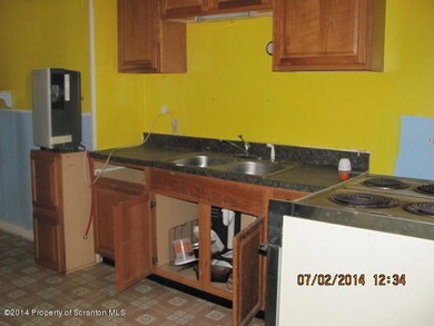 618 Main St, Moosic, PA 18507 - photo 6