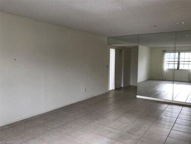 113 Bobolink Way unit 113B, Naples, FL 34105 - photo 5