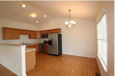 109 Cedarcrest Dr, Waynesboro, VA 22980 - photo 3