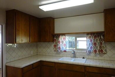 1421 Marshall St, Oceanside, CA 92054 - photo 4