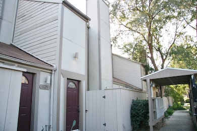 1027 Country Place Dr unit 1027, Houston, TX 77079 - photo 2