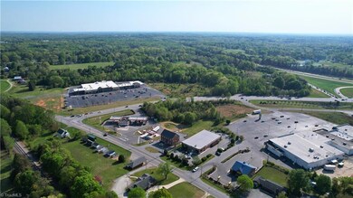 000 Hickory Tree Rd, Winston-Salem, NC 27127 - photo 5