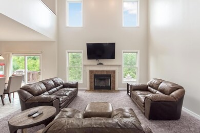 C - 2640 Upland View036