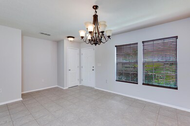 2544 Eisner Dr, Jacksonville, FL 32218 - photo 4