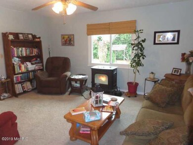 5605 W Us Highway 12, Buchanan, MI 49107 - photo 4