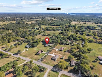 Lake Murray is only 2.5 miles away