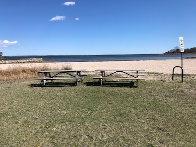 0 (Lot 2) Hollywoods Rd, Mattapoisett, MA 02739 - photo 4