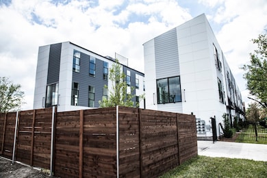 4905 Live Oak St unit F, Dallas, TX 75206 - photo 3