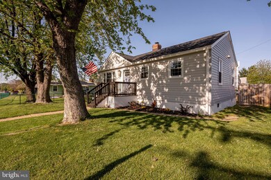 2311 Oak Ave, Dundalk, MD 21222 - photo 2