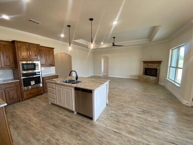 1017 Katie Ct, Azle, TX 76020 - photo 5