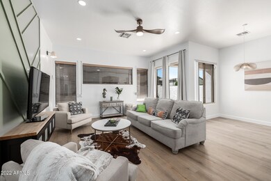 1481 E Dana Place, Chandler, AZ 85225 - photo 4