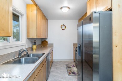 Kitchen_ELI06935-Edit