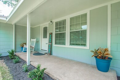 3425 County Road 145, Alvin, TX 77511 - photo 7