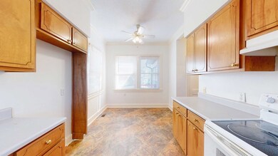 Kitchen with breakfast area