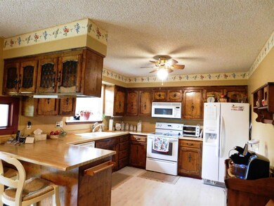 124 Swarthout Cir, Grants Pass, OR 97527 - photo 7