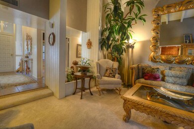 Formal Living Close
