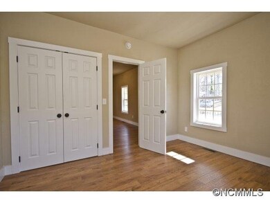 36 Forest St, Asheville, NC 28803 - photo 7
