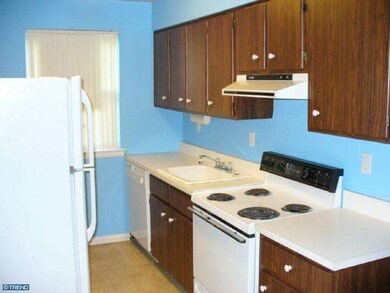 1475 Mount Holly Rd unit R10, Beverly, NJ 08010 - photo 3
