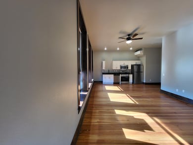 223 W 3rd St, Joplin, MO 64801 - photo 6