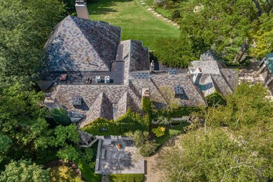 Incredible Roofline
