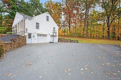 18 Birch Hill Dr, Poughkeepsie, NY 12603 - photo 3