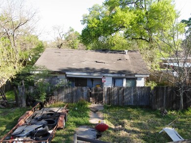 13529 Utica St, Houston, TX 77015 - photo 2