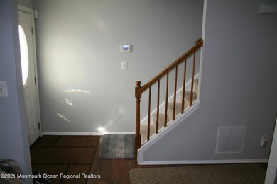 12 Hialeah Ct - Foyer