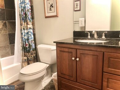 unlisted-address, Falls Church, VA 22043 - photo 3