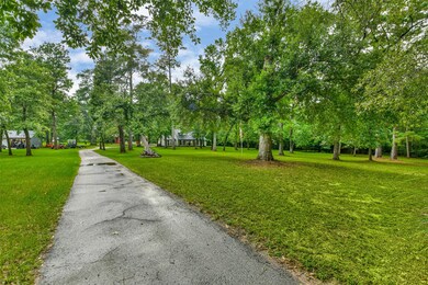 603 Tall Pines Dr, Magnolia, TX 77354 - photo 2